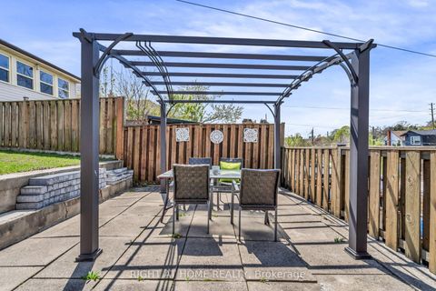 Photo 46 at 12 Porter Avenue, Smythe, Toronto