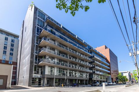 Photo 1 at 806 - 399 Adelaide Street W, Waterfront Communities C1, Toronto