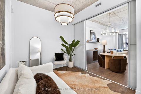 Photo 23 at 806 - 399 Adelaide Street W, Waterfront Communities C1, Toronto