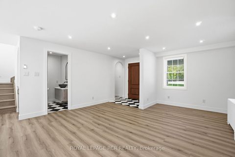 Photo 7 at 136 Main Street, Schomberg, King