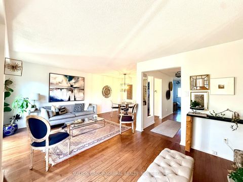 Photo 3 at 19 Backus Court, Raymerville, Markham
