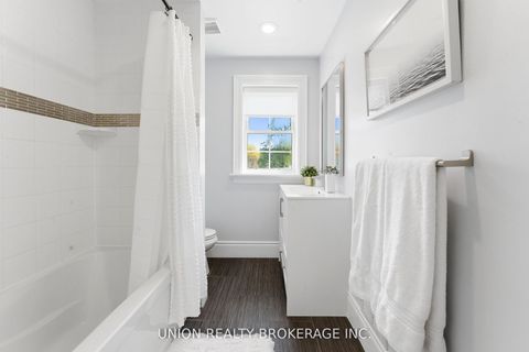 Photo 23 at 65 Harding Boulevard, Cliffside, Toronto