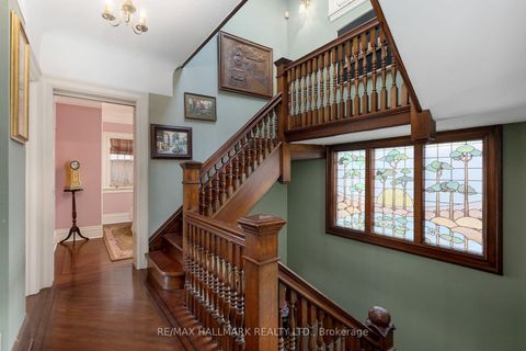 Photo 7 at 60 Indian Grove, Swansea, Toronto