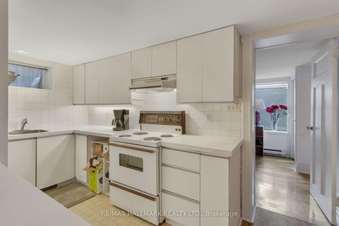 Photo 22 at 60 Indian Grove, Swansea, Toronto