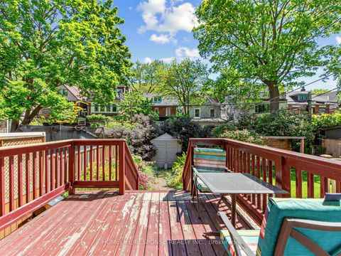 Photo 33 at 127 Lee Avenue, The Beaches, Toronto