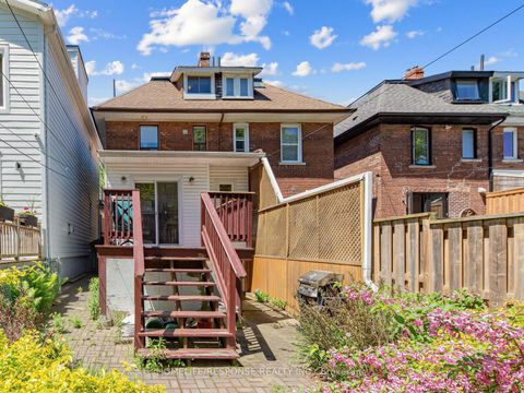 Photo 35 at 127 Lee Avenue, The Beaches, Toronto
