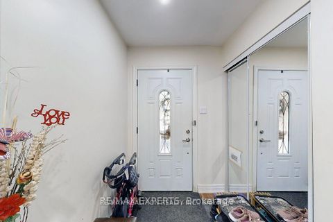 Photo 5 at 44 - 30 Dundalk Drive, Dorset Park, Toronto