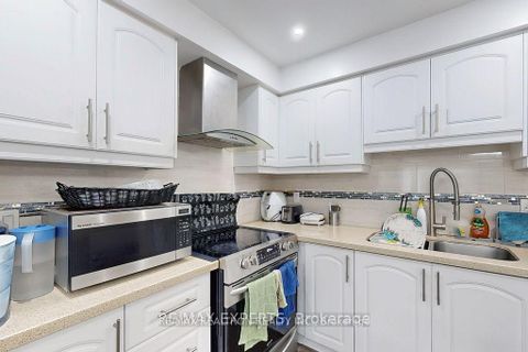 Photo 13 at 44 - 30 Dundalk Drive, Dorset Park, Toronto