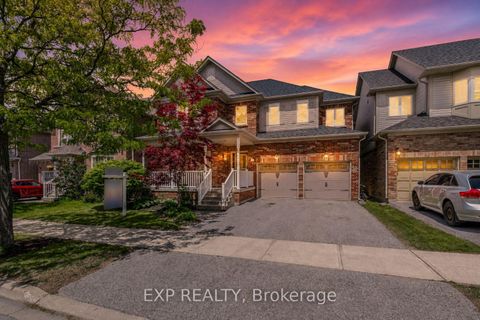 Photo 1 at 16 Haverhill Terrace, Bayview Wellington, Aurora