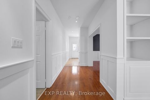 Photo 11 at 16 Haverhill Terrace, Bayview Wellington, Aurora