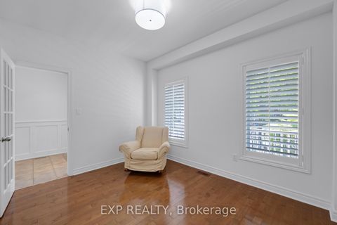 Photo 15 at 16 Haverhill Terrace, Bayview Wellington, Aurora