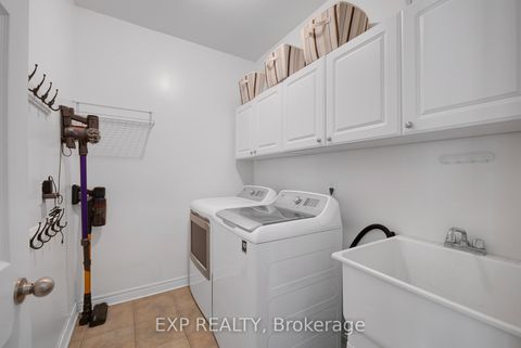 Photo 16 at 16 Haverhill Terrace, Bayview Wellington, Aurora