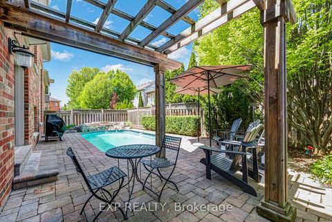 Photo 45 at 16 Haverhill Terrace, Bayview Wellington, Aurora