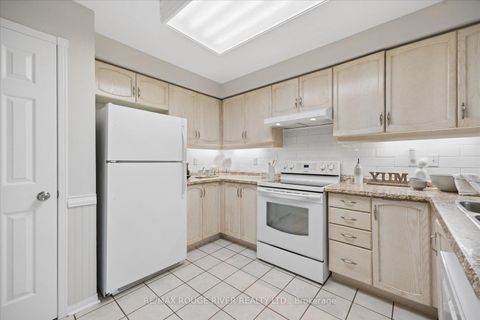 Photo 5 at 33 Shore Avenue, Rolling Acres, Whitby