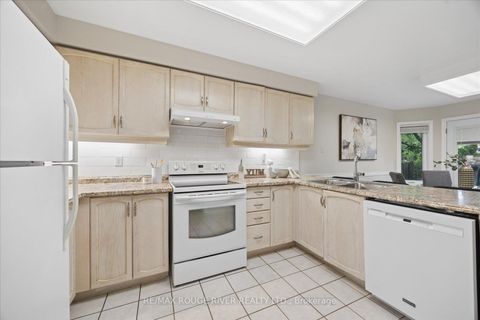 Photo 7 at 33 Shore Avenue, Rolling Acres, Whitby