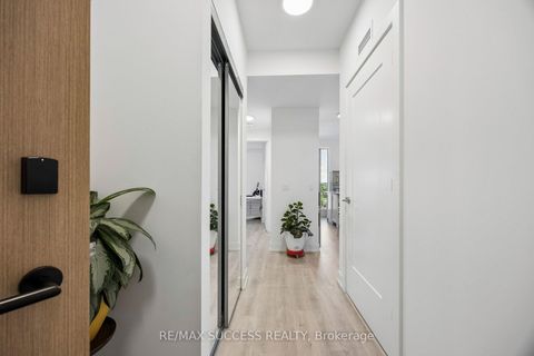 Photo 4 at 904 - 25 Cordova Avenue, City Centre West, Toronto
