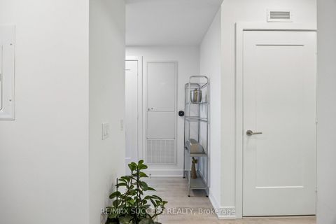 Photo 6 at 904 - 25 Cordova Avenue, City Centre West, Toronto