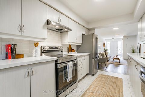 Photo 14 at 120 - 80 Parrotta Drive, Pelmo Park W5, Toronto