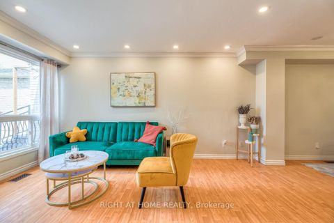 Photo 5 at 37 McKnight Drive, Malvern, Toronto