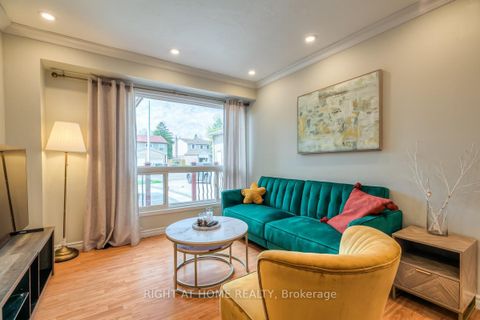 Photo 6 at 37 McKnight Drive, Malvern, Toronto