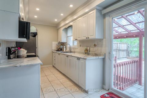 Photo 10 at 37 McKnight Drive, Malvern, Toronto