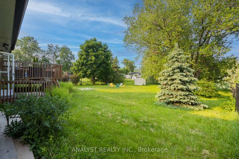 Photo 3 at 17 Kinsley Street, Nobleton, King