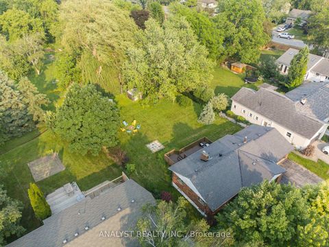 Photo 6 at 17 Kinsley Street, Nobleton, King