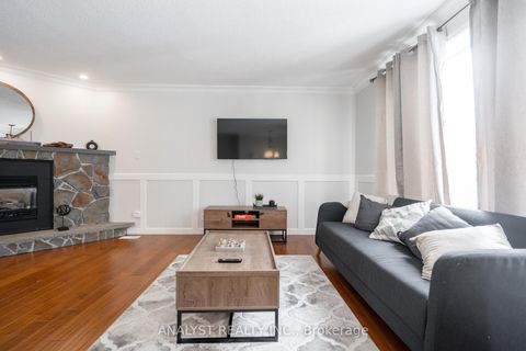 Photo 11 at 17 Kinsley Street, Nobleton, King