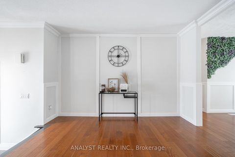 Photo 13 at 17 Kinsley Street, Nobleton, King