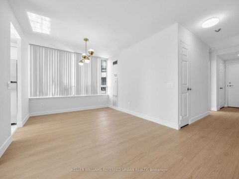 Photo 8 at 501 - 7 Bishop Avenue, Newtonbrook East, Toronto