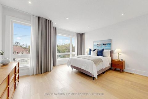 Photo 29 at 203 Crestwood Road, Yorkhill, Vaughan
