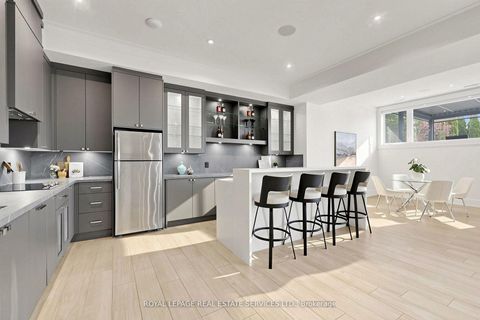 Photo 41 at 203 Crestwood Road, Yorkhill, Vaughan