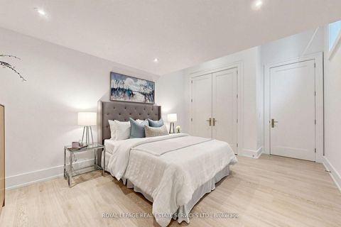 Photo 42 at 203 Crestwood Road, Yorkhill, Vaughan