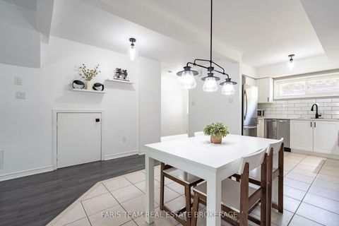 Photo 9 at 37 - 241 Ferndale Drive S, Ardagh, Barrie