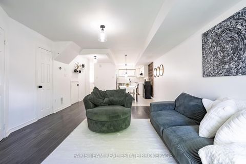 Photo 12 at 37 - 241 Ferndale Drive S, Ardagh, Barrie