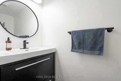 Photo 13 at 37 - 241 Ferndale Drive S, Ardagh, Barrie