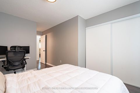 Photo 15 at 37 - 241 Ferndale Drive S, Ardagh, Barrie