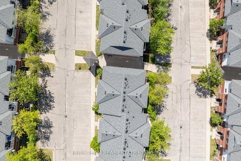 Photo 23 at 37 - 241 Ferndale Drive S, Ardagh, Barrie