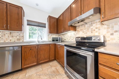 Photo 16 at 157b Silas Boulevard, Keswick North, Georgina
