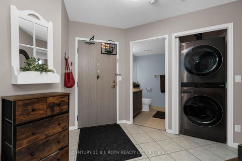 Photo 3 at 807 - 150 Dunlop Street E, City Centre, Barrie