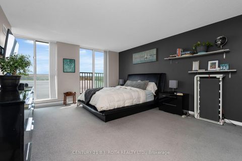 Photo 13 at 807 - 150 Dunlop Street E, City Centre, Barrie
