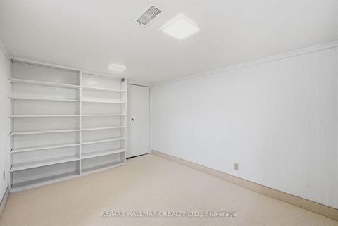 Photo 28 at 69 Thursfield Crescent, Leaside, Toronto