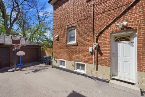 Photo 30 at 69 Thursfield Crescent, Leaside, Toronto