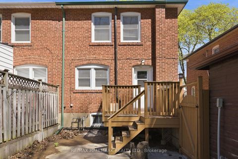 Photo 35 at 69 Thursfield Crescent, Leaside, Toronto