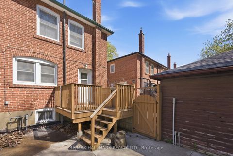 Photo 36 at 69 Thursfield Crescent, Leaside, Toronto