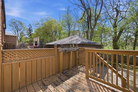 Photo 37 at 69 Thursfield Crescent, Leaside, Toronto