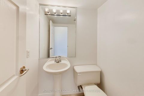 Photo 11 at 2313 - 25 The Esplanade, Waterfront Communities C8, Toronto