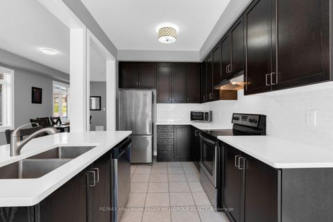 Photo 3 at 55 Forsyth Crescent, West Bayfield, Barrie