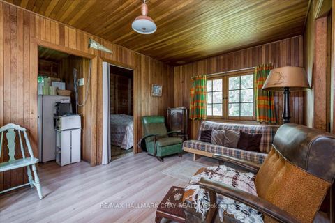 Photo 5 at 1056 Ewart Street, Rural Innisfil, Innisfil