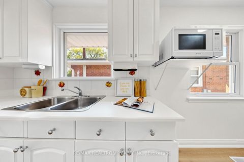 Photo 17 at 20 Doonaree Drive, Donalda, Toronto